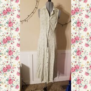 Vintage All That Jazz Light Green Floral Partial Button